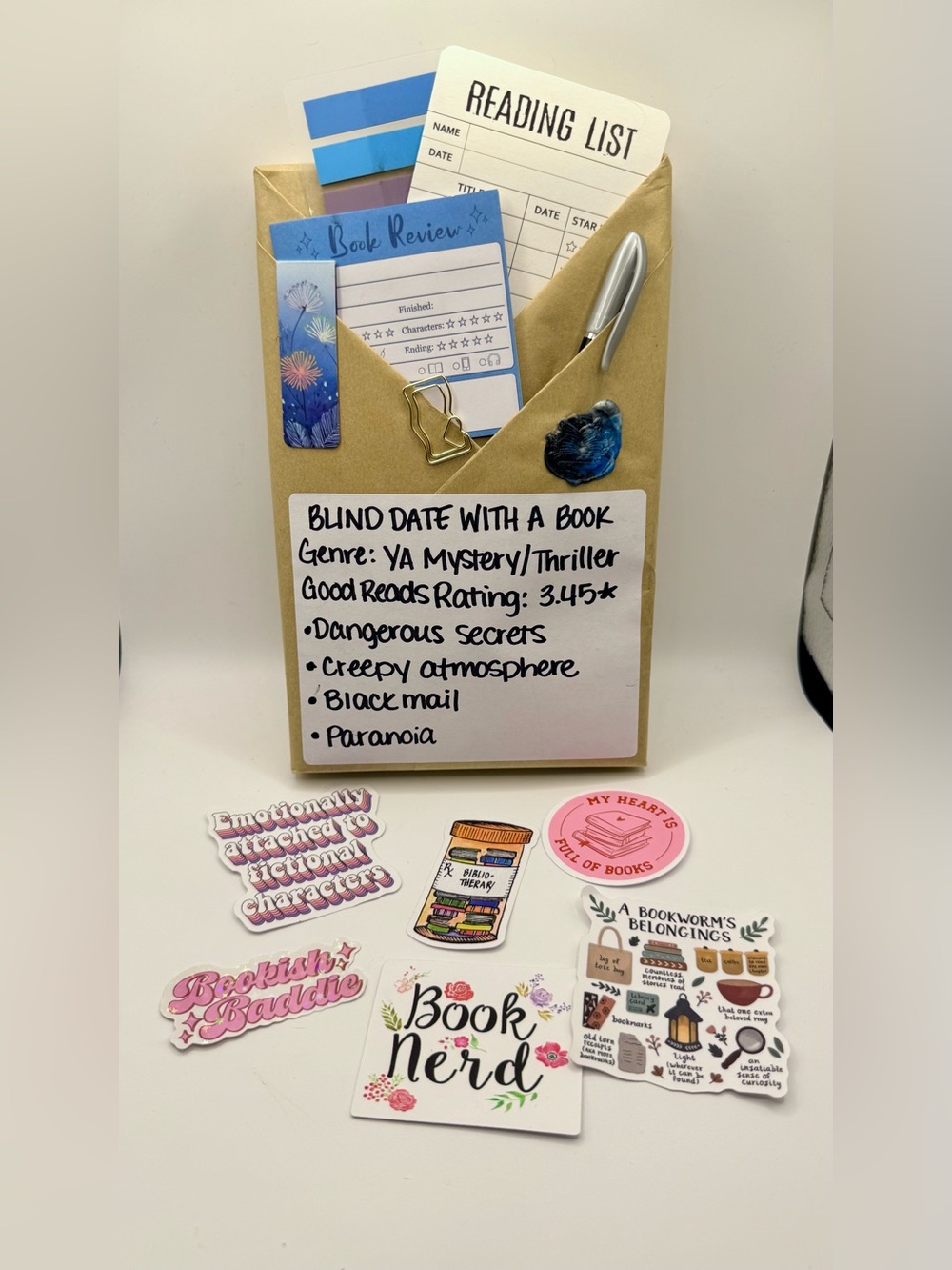 Blind Date With A Book #32 - YA Mystery/Thriller Book & Accessories